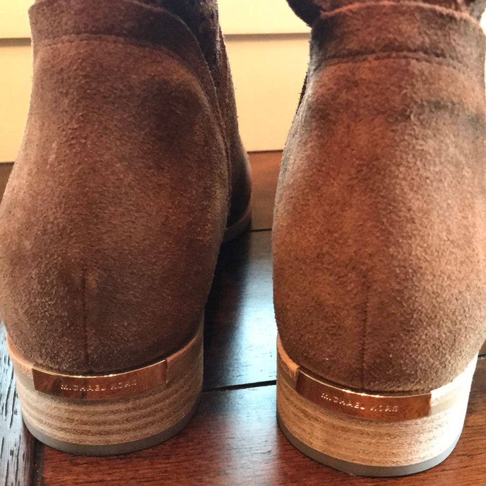 Michael Kors Sunny Bootie Suede, Dark Carmel, 7 - Picture 5 of 8